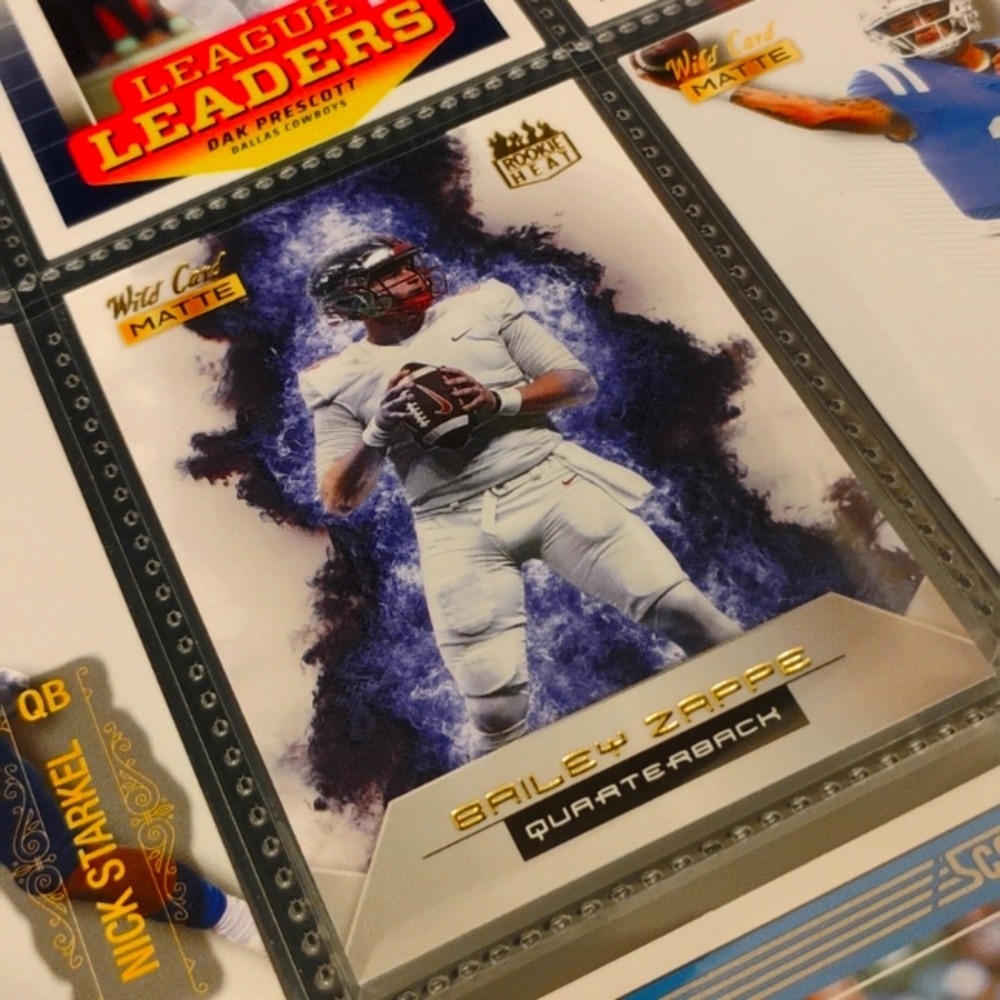 NFL Quarterback 9 Card Pack Assorted Mint Cards